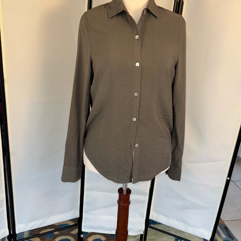 Casual button front crinkle shirt by SELF CONTRAST.   Never worn  Size M